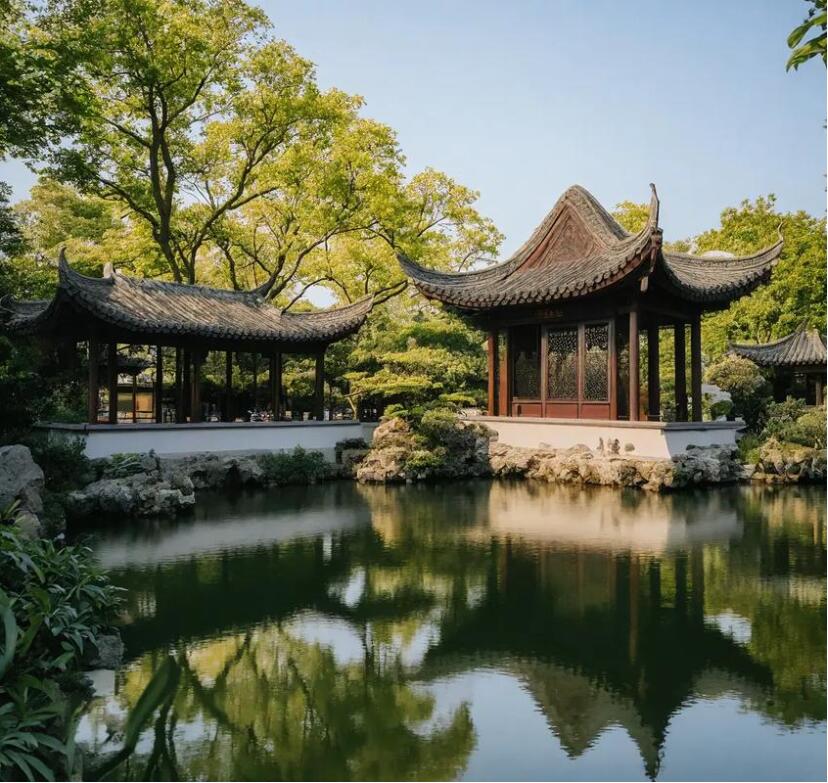 长沙芙蓉逃离土建有限公司